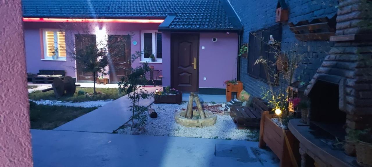 Zen Apartmani Zrenjanin Bagian luar foto
